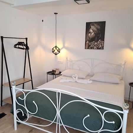 Studio Apartman Maris Appartement Zadar Buitenkant foto